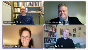 Johan, Andreas, Christine och Aron i panelen i mötet Efter valet 2026. De har varsin ruta i ett digitalt möte.